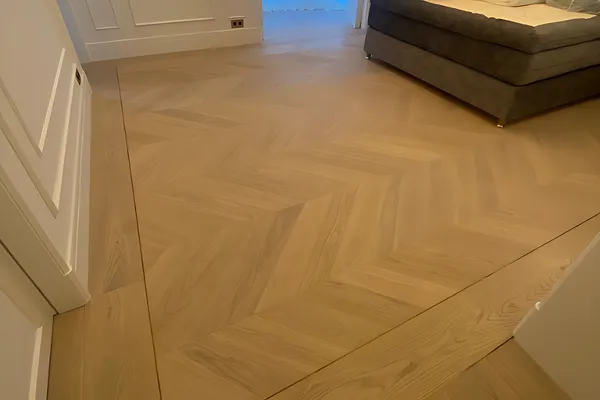 instalación de suelo laminado propiedad en Sabadell - resultado final