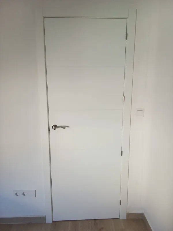 instalación de puertas nuevas en instalacion puertas nuevas - vista del proyecto mostrando materiales de calidad