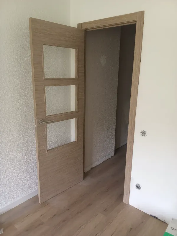 instalación de puertas nuevas en instalacion puertas nuevas - vista del proyecto mostrando vista detallada