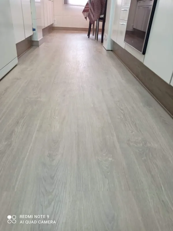 instalación de suelo laminado en instalacion suelo laminado - vista del proyecto mostrando vista detallada